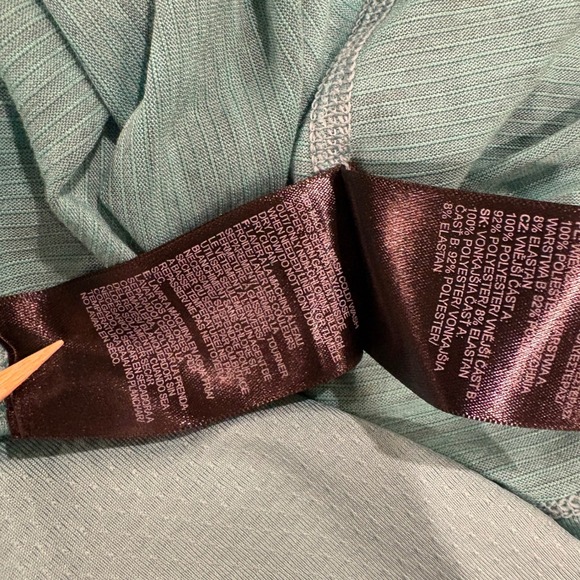 The‎ North Face Women's V Neck Short Sleeve FlashDry T Shirt Teal Green Size L - Picture 8 of 10